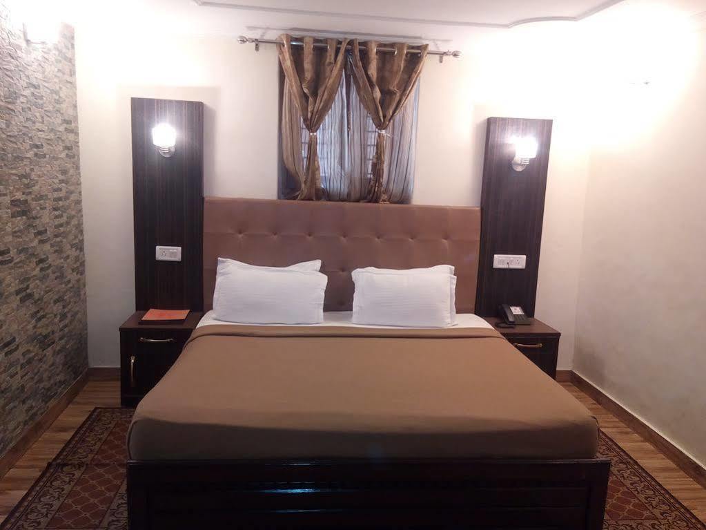 Torrentium Lodge Shimla Exterior photo