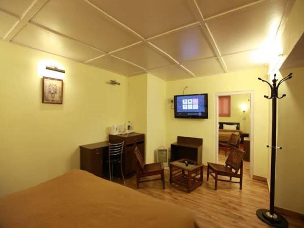 Torrentium Lodge Shimla Exterior photo
